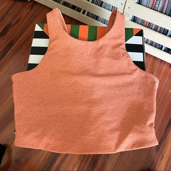 OUTDOOR VOICES VENUS CROP TOP - Picture 4 of 6